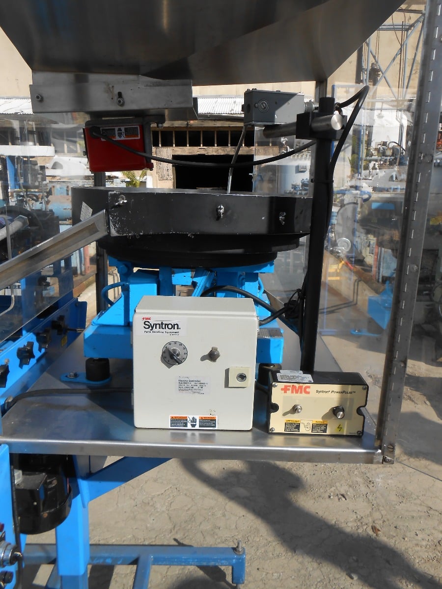 Eastern #CB104, bottle capper, vibratory feeder, 180 caps/min, max capacity size of 60mm, hopper - Image 7