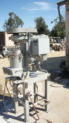 Union Process #Q1, 304 Stainless Steel attritor mill, jacketed, 2 HP, 9" diameter x 8-1/2" deep, 2-piece top - Image 3