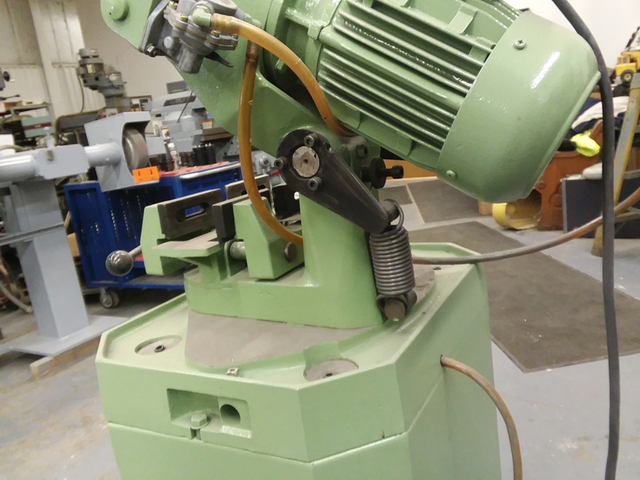 10" Scotchman #CPO-10, cut-off saw, 15-90&deg; cut, 36" height to vise, 22" x44", 2011 - Image 8