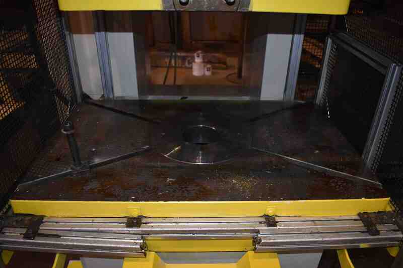 100 Ton, Goiti #CFR, 5.5" stroke, 11.2" Shut Height, 3.5" adj, 38" x 24.5" bed, T-slotted, gap frame press - Image 6