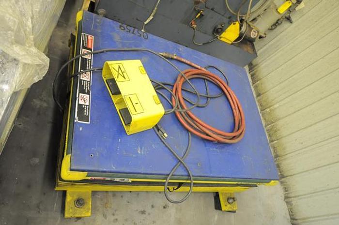 2000 lb. Southworth #LSS-24, electric/hydraulic lift table, 42" x30" table top area - Image 1