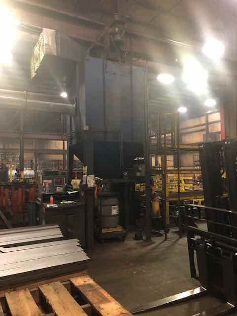 Wheelabrator #MaxMesh 48 pass thru shot blast system w/dust collection system, 48" W belt, 2007 - Image 2