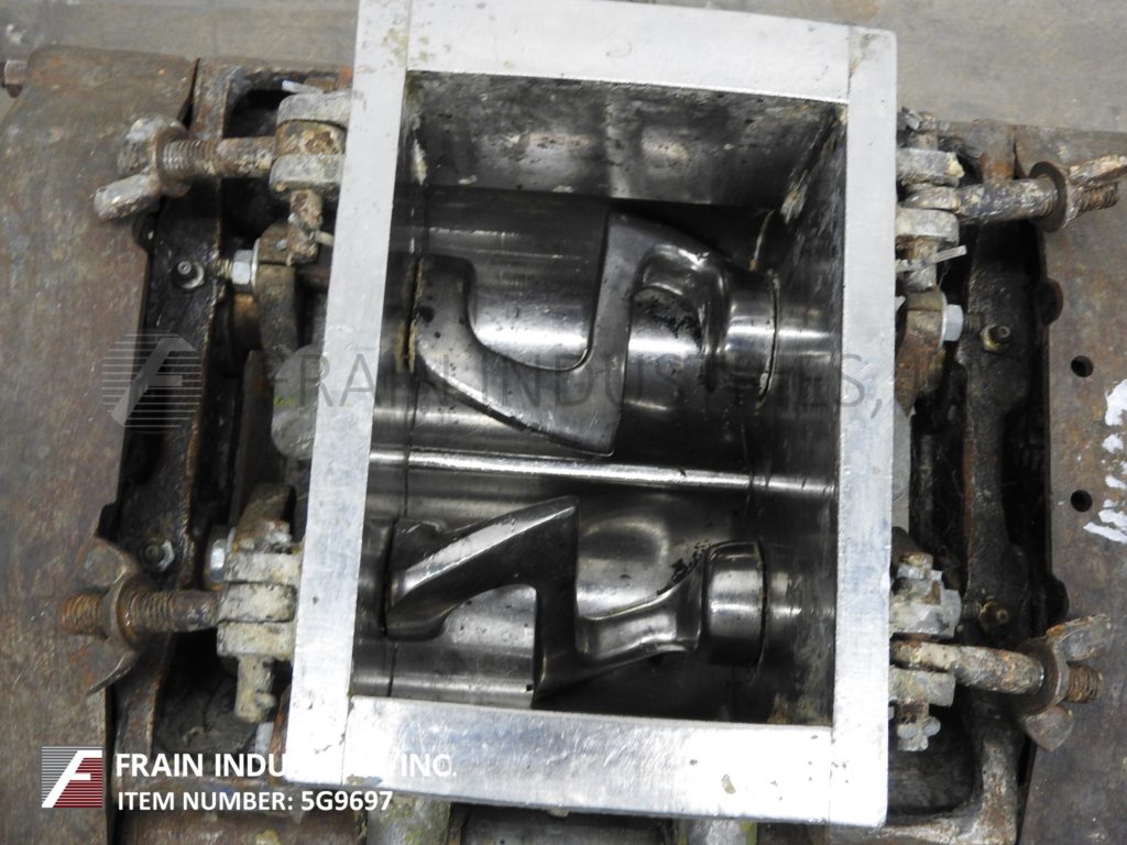 Baker / Confectionary Mixer, 304 Stainless Steel, double arm, sigma blade mixer, bolt down cover, 1 -1/2 HP - Image 2
