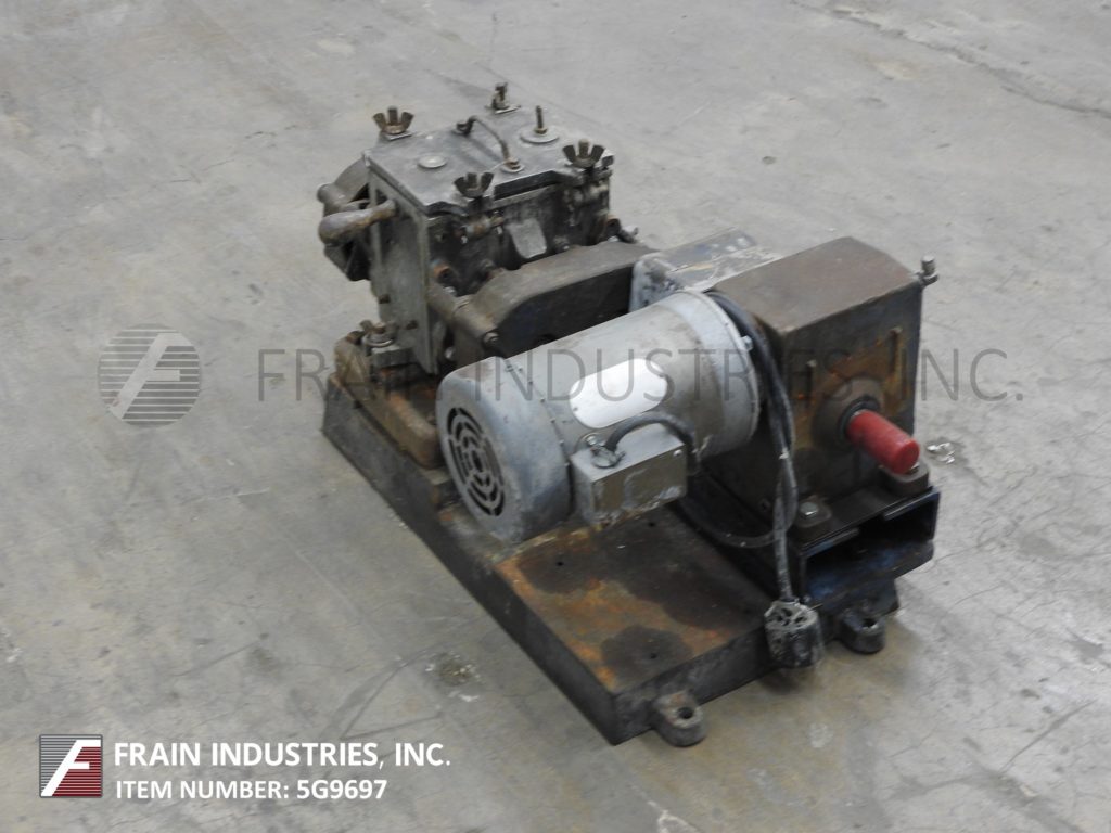 Baker / Confectionary Mixer, 304 Stainless Steel, double arm, sigma blade mixer, bolt down cover, 1 -1/2 HP - Image 3