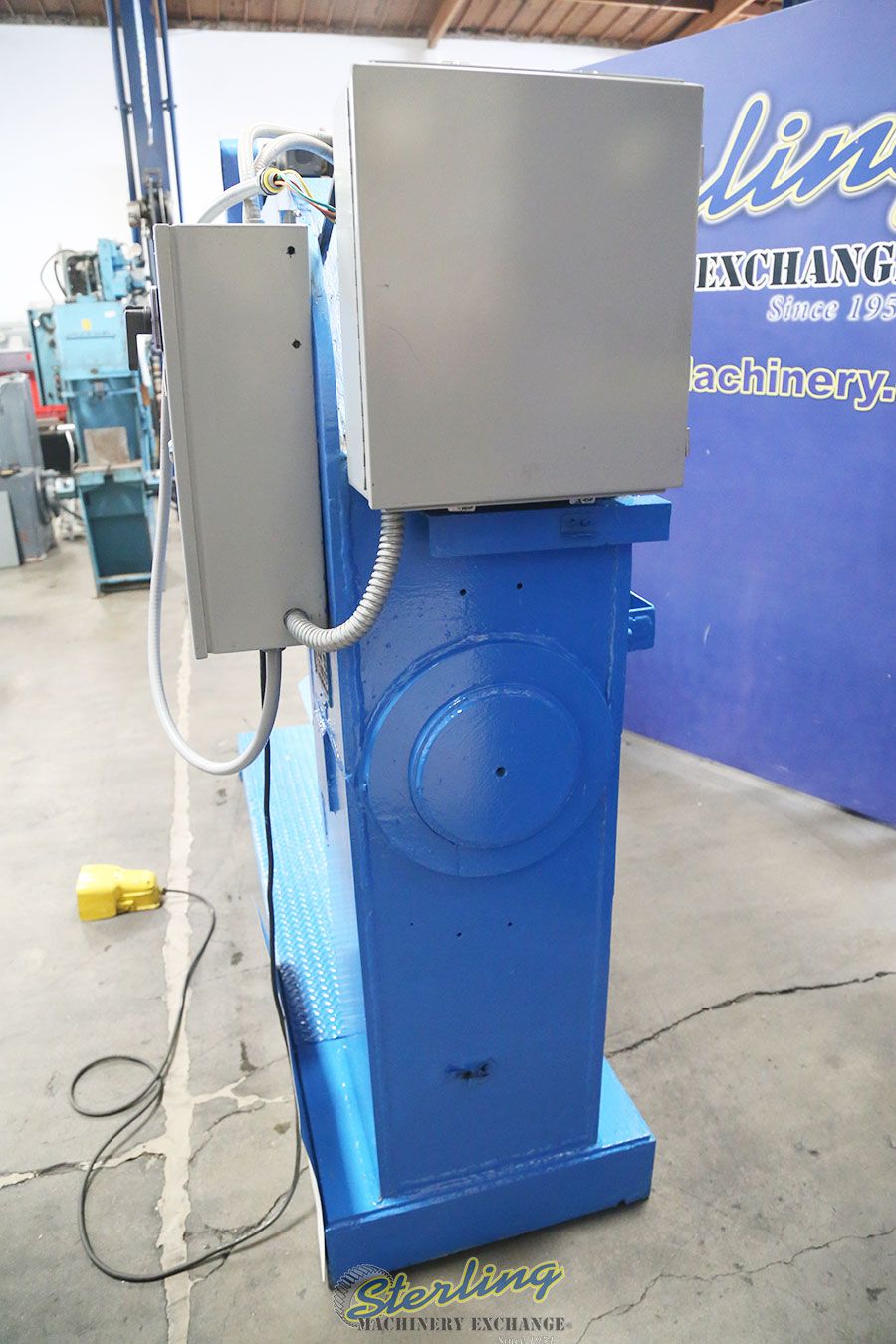 Peck, weld planisher, 60" capacity, 44.5" floor to roller, 38.5" top of base to roller, #A5463 - Image 2