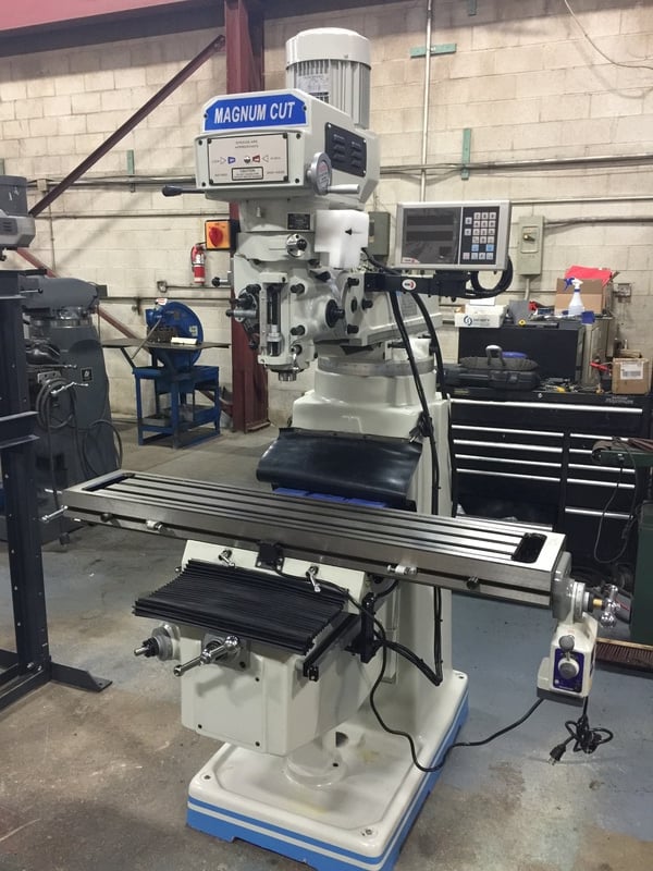 Magnum-Cut #3VS, vertical milling machine, 10" x54" table, 3 HP, one shot lube, new - Image 1