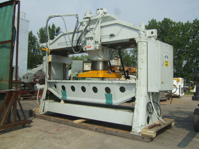 25 Ton, Schwabe #G, downacting die cutting press, 100" x34" bed, 6 stroke, 5 HP - Image 1