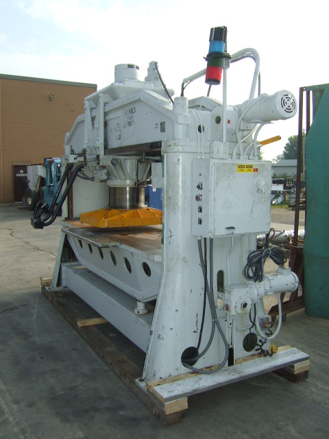 25 Ton, Schwabe #G, downacting die cutting press, 100" x34" bed, 6 stroke, 5 HP - Image 4