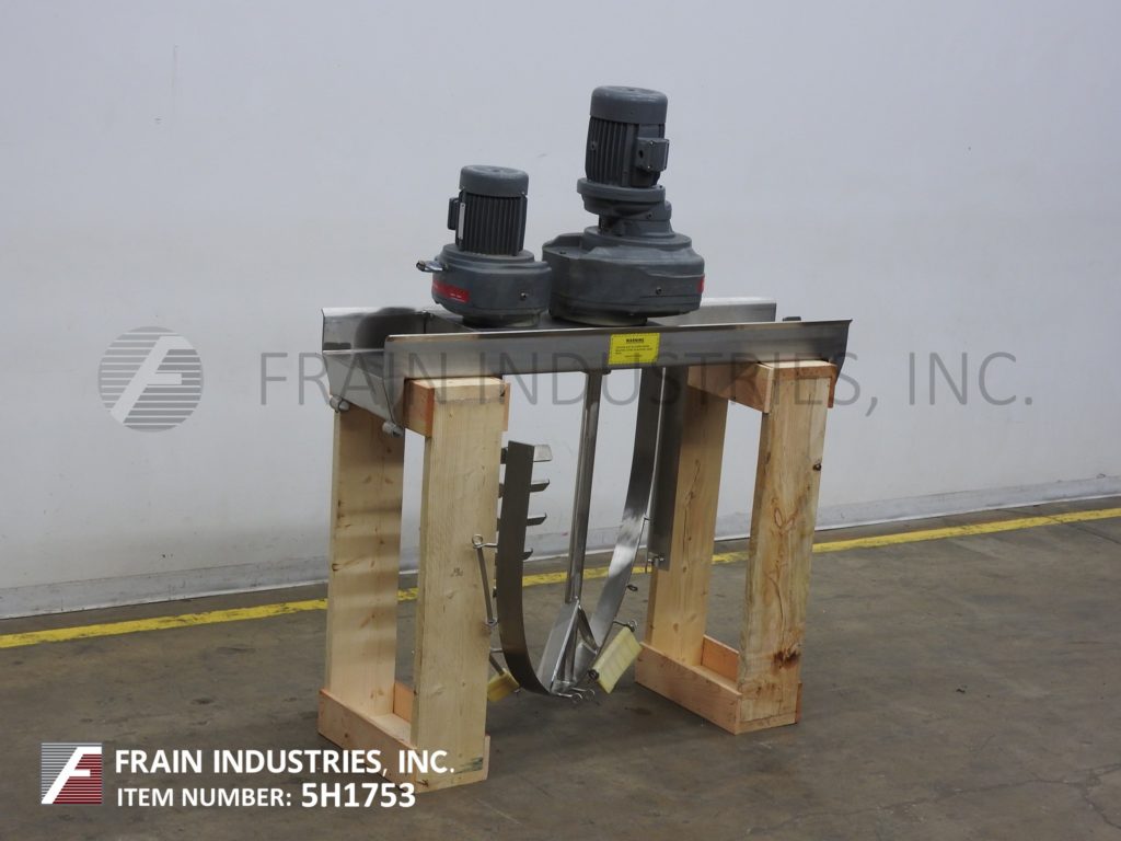 350 gallon Hamilton, double motion, bridge mounted kettle agitation, 3 HP scrape agitator, 2 HP christmas - Image 5