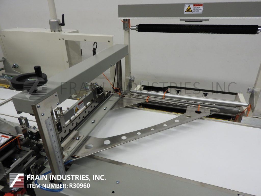 Texwrap #ST-3322 /1322, automatic, right to left, inline, L-Bar sealer with closing conveyor & shrink tunnel - Image 2