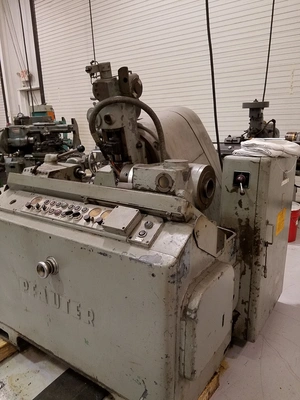 Pfauter #P-160, horizontal gear hobber, 7" dia., 14" hob length, heavy duty splines, 6 DP - Image 2