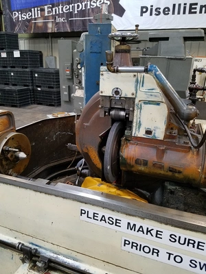 Matrix #46, universal external thread grinder, w/filtration unit, change gears tool - Image 4