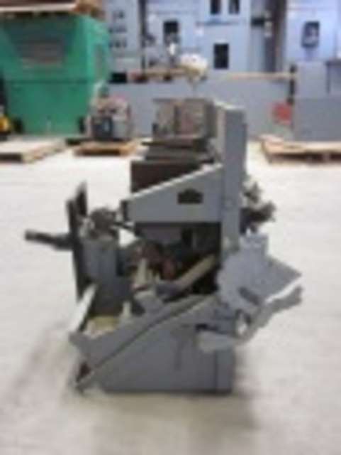 1600 Amps, General Electric, AK-1-50-9, electrically operated, drawout, #AB2429 - Image 9