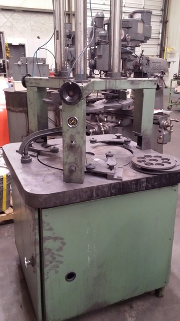 24" Technalap #600VSD (England), 3 ring, 3 pneumatic hold downs, slurry pump, extra rings, s/n 2050 - Image 3