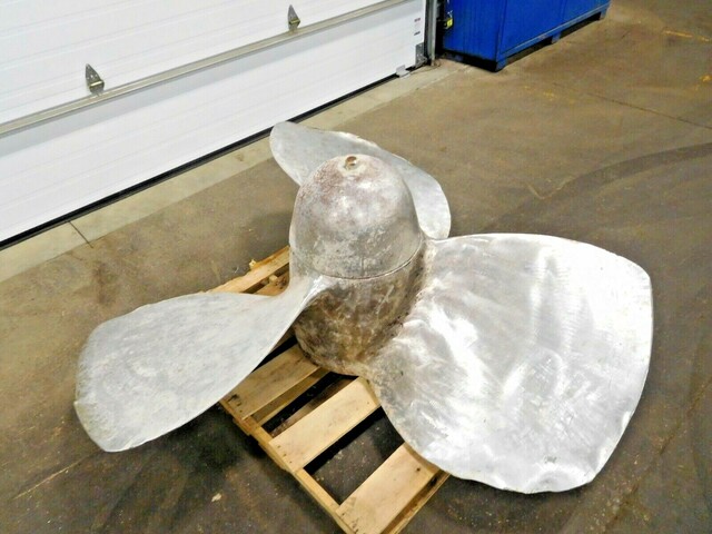 Propeller, Avondale, 304 Stainless Steel, 75" dia., 18" tall, 12" tall x 16" dia. capacity, 28" L x 33" W - Image 4