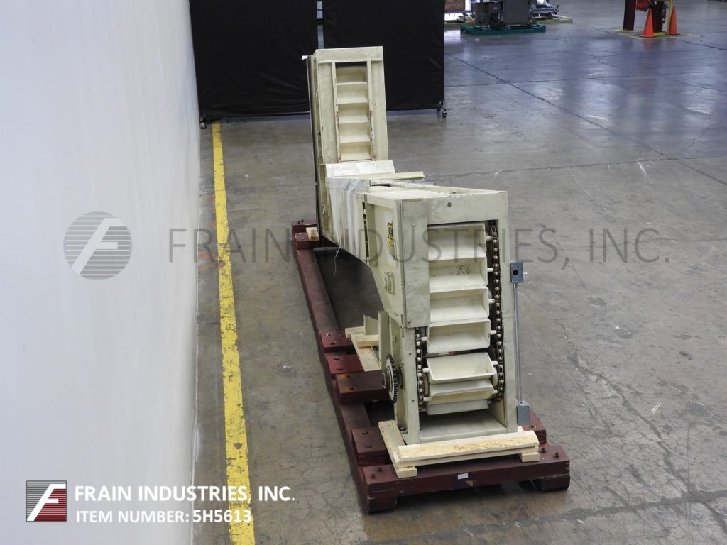 Universal Industrial, Z style bucket elevator, 5" L x 11-3/4" W x 2-3/4" D white plastic product buckets - Image 3