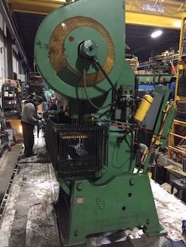 27 Ton, L & J #W-27, OBI punch press, 2" stroke, 3" adj., 11-1/2" Shut Height, air clutch, 1968 - Image 1