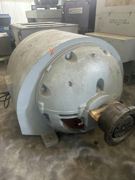 700 HP 880 RPM General Electric, Frame 6347SU, ball, rebuilt, 4000 Volts - Image 1