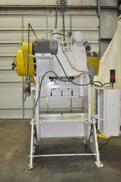 60 Ton, Johnson #G2-60-56-22, OBI press, 4" stroke, 15" Shut Height, 56" x22" bed, 100 SPM, 5 HP, 1965 - Image 3