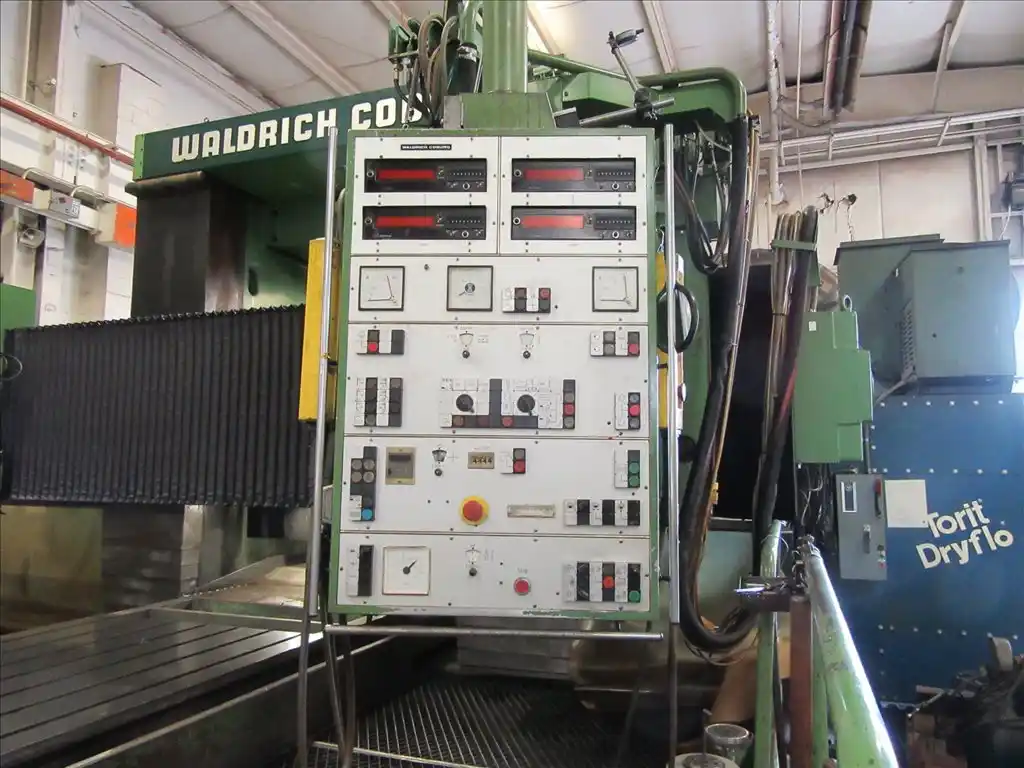 59" x 178" Waldrich Coburg #30-10S, twin column guideway/surface grinder,digital read out,S28694 - Image 3