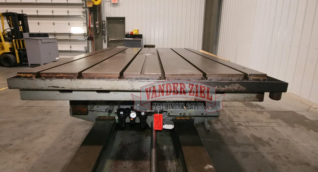 72" x 96" Giddings & Lewis air lift rotary table, 52" L/R movement, 6 T-slots, #12973 - Image 3