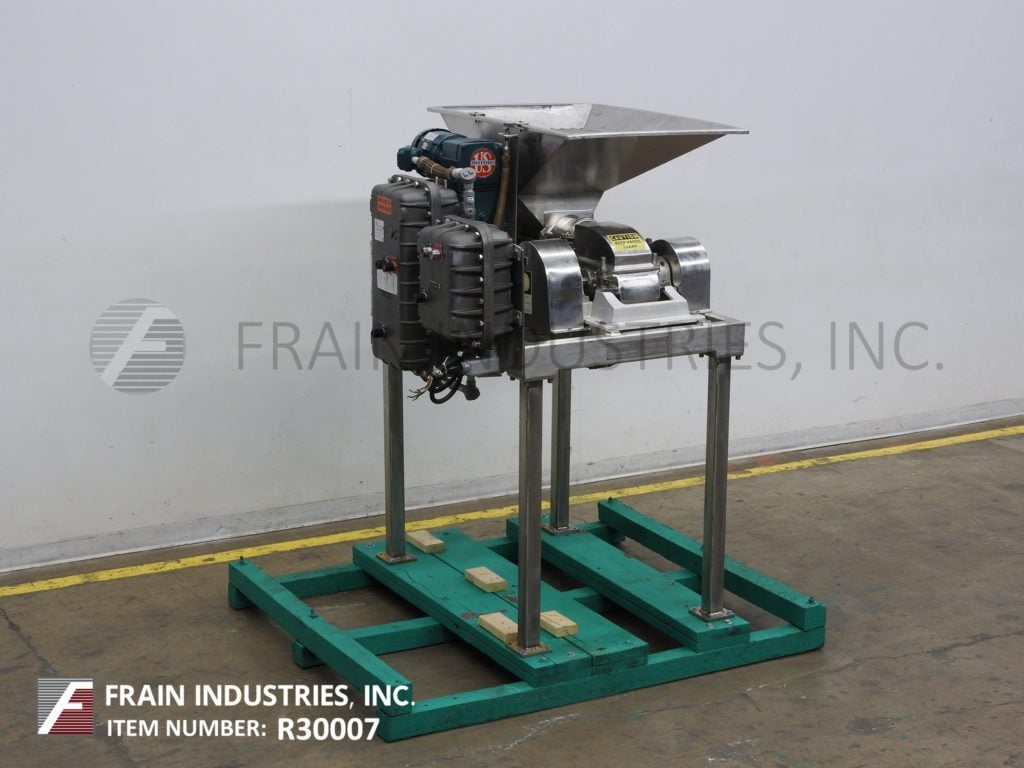 Fitzpatrick #DAS06, variable speed, auger feed, Stainless Steel hammermill with 30" x 40" hopper - Image 1