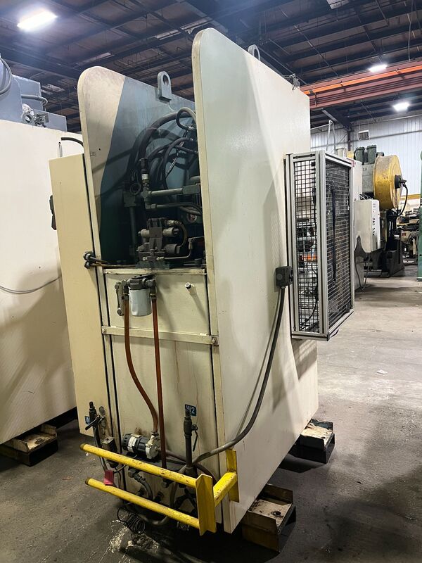 75 Ton, Neff #DF75-15M, C-frame hydraulic press, 10" stroke, 24" daylight, 10" throat, 31" x 23" bed, 15 HP - Image 4