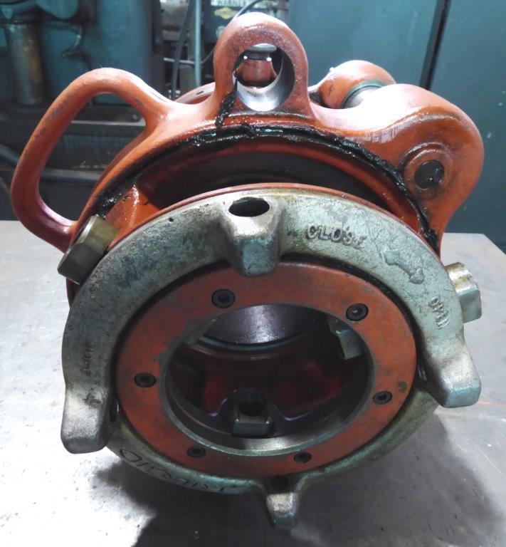 2.5" - 4" Ridgid #141, geared pipe threader, one set of dies, jam-proof for reliable power, drive pinion - Image 7
