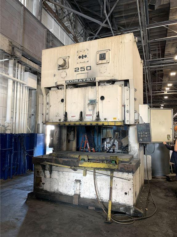 275 Ton, Komatsu #OBW250-2, gap frame double crank press, 11.81" stroke, 21.65" Shut Height, 1984 - Image 1