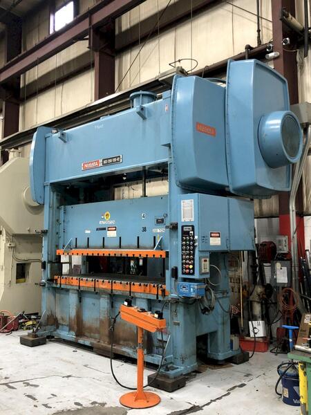 200 Ton, Niagara #SC2-200-120-42, 8" stroke, 26" Shut Height, 10" adj, 120" x42" bed, air clutch, 20-40 SPM - Image 4