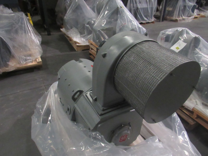 200 HP 1150/1700 RPM General Electric, Frame 506AT, DPFG-BV, BB, new, 500VA, 150/300VF - Image 3