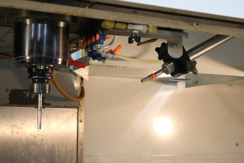 Haas #VF-6D/40, 15000 RPM spindle,coolant thru spindle,air blast, #40 taper, 24 side mount tool - Image 6
