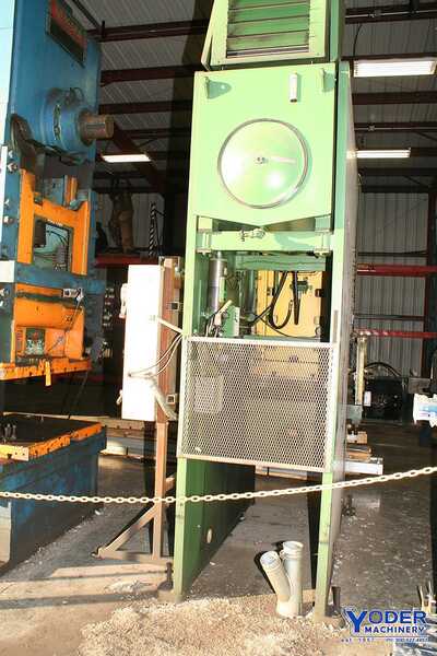 110 Ton, Cincinnati #110-OBS, hydraulic press, 10" stroke, 42" x27" bolster plate, 1981, #65957 - Image 10