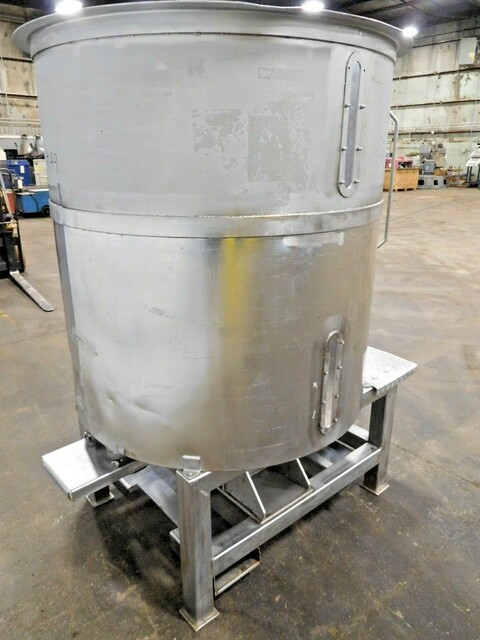 200 gallon Stainless Steel bottom agitated feeder tank, 44-1/2" inside diameter, 48" inside height, 6" - Image 4