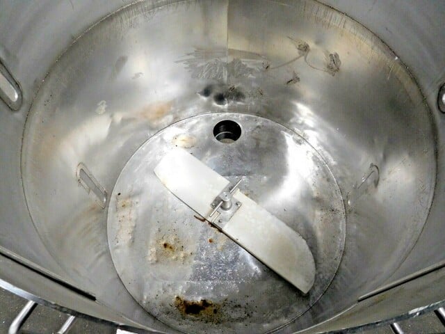 200 gallon Stainless Steel bottom agitated feeder tank, 44-1/2" inside diameter, 48" inside height, 6" - Image 8