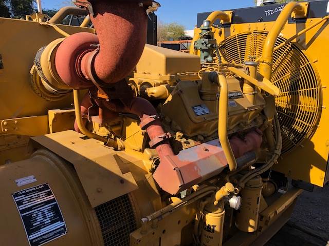 380 KW Caterpillar #3408, diesel generator set, 1000 hours, expanded tank & heat exchanger, 1988 - Image 3