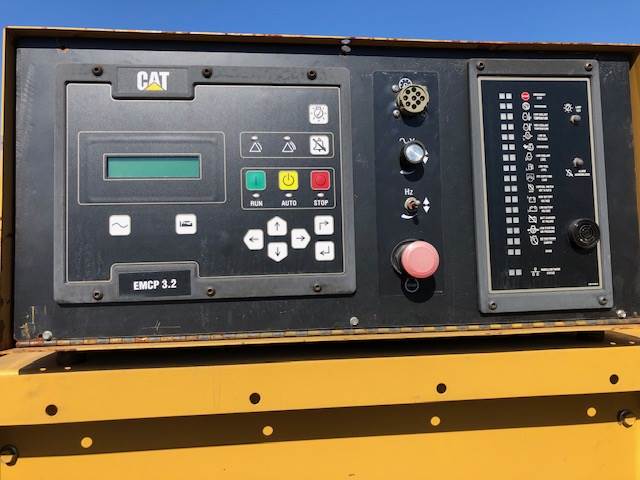 380 KW Caterpillar #3408, diesel generator set, 1000 hours, expanded tank & heat exchanger, 1988 - Image 6