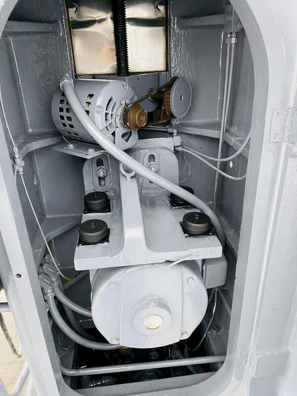10" x 24" Gallmeyer & Livingston #360, hydraulic horizonal grinder, incremental downfeed, over the wheel - Image 10