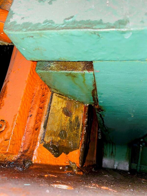 250 Ton, Verson #12F-OBI, inclined gap press, 12" stroke, 26" Shut Height, 5" adjustment, 62" x 36" bolster - Image 7