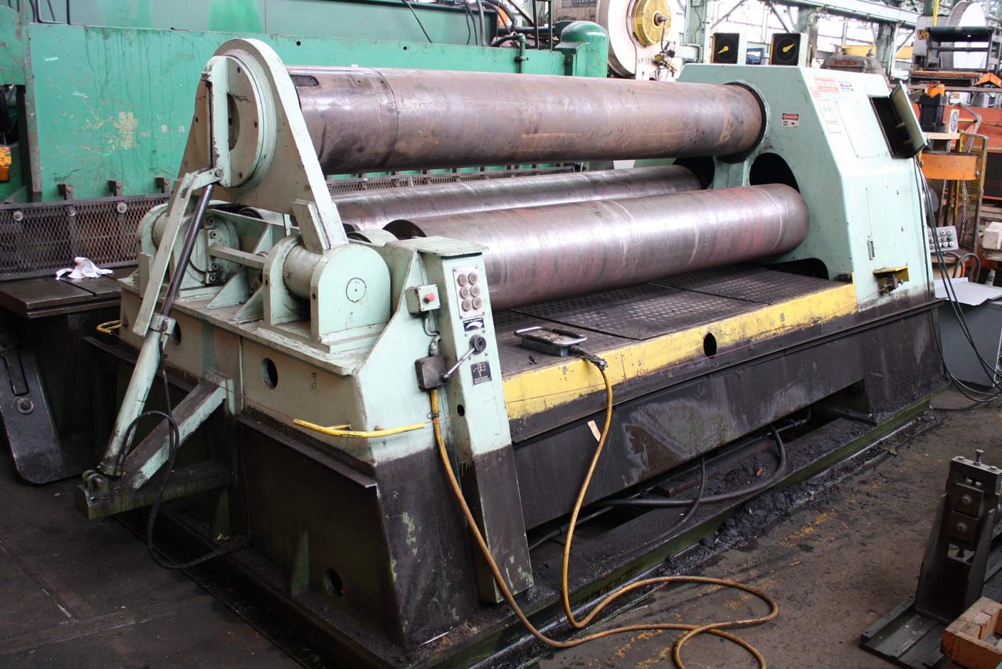 10' x 1-1/2" Roundo, hydraulic double pinch plate roll - Image 1