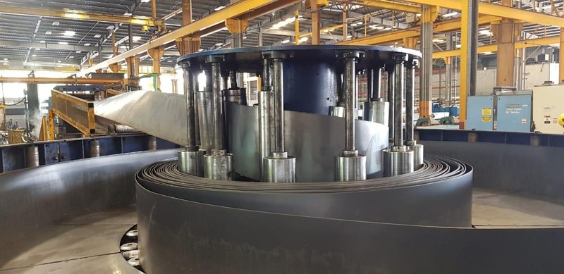 #HVS-140 horizontal accumulator, 2.4"-15.7" strip width, used - Image 2