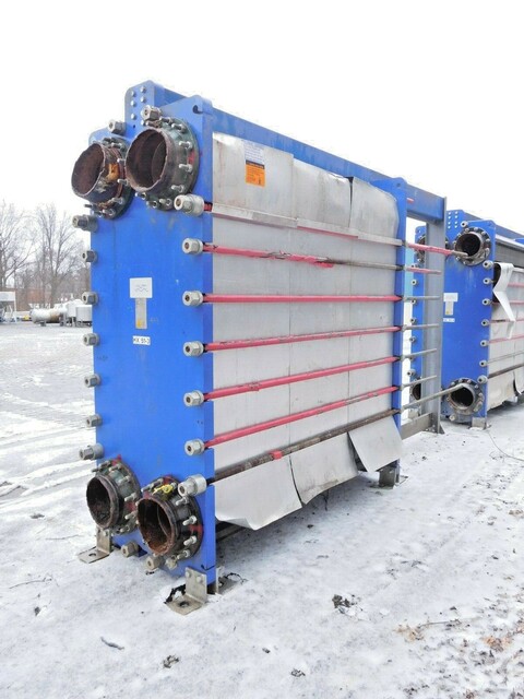 20300 sq.ft., Alfa-Laval, AQ14-LFG, plate & frame heat exchanger, 150 psi, alloy 304 Stainless Steel plates - Image 3