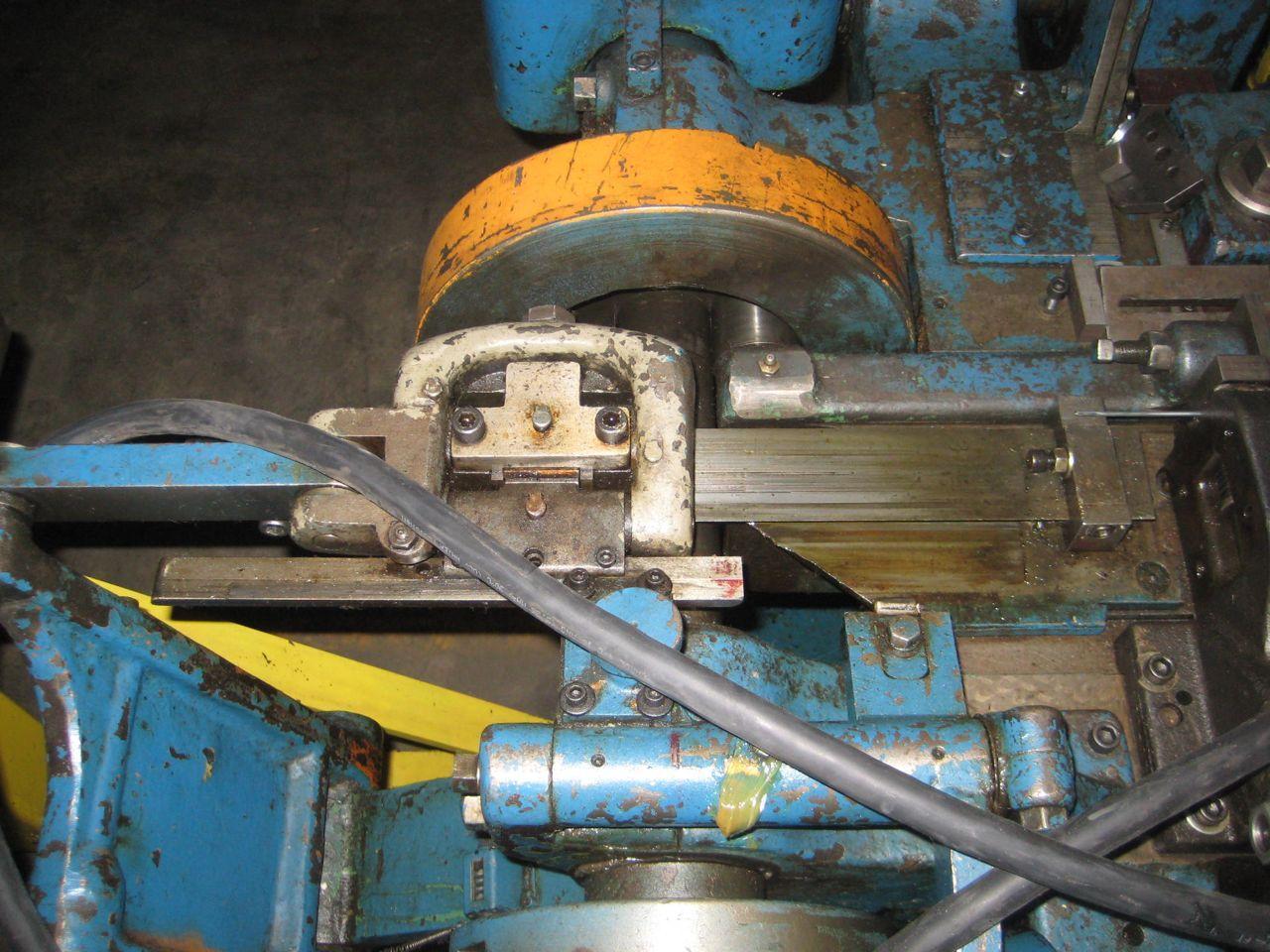 Baird #1, fourslide press, 3/32"wire diameter, 3/4"flat stock, 6" feed length, electric clutch & brake - Image 4