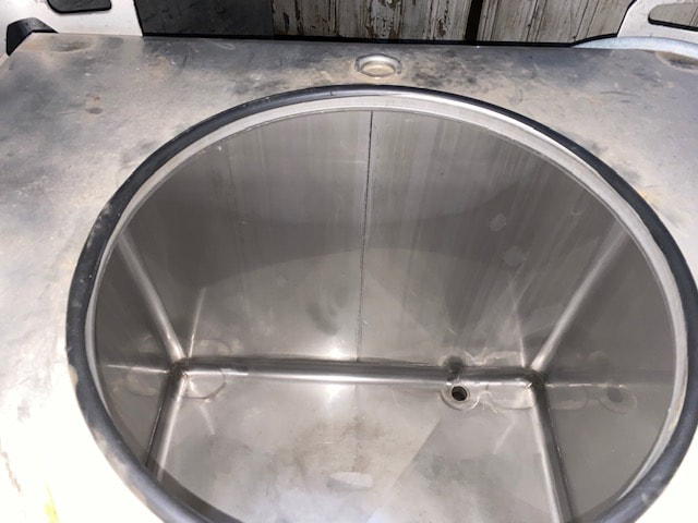 400 gallon Stainless steel tote / tank - Image 1