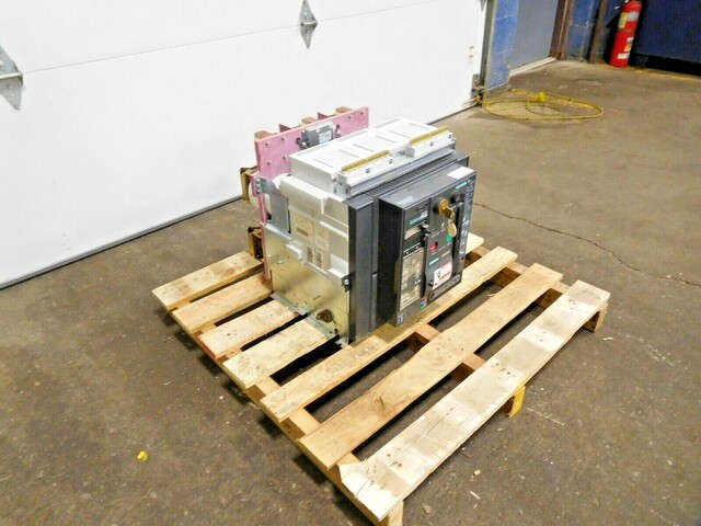 1600 Amps, Siemens, WLF2A316, Integrated cubicle bus power circuit breaker, with Siemens ETU745 trip unit - Image 4