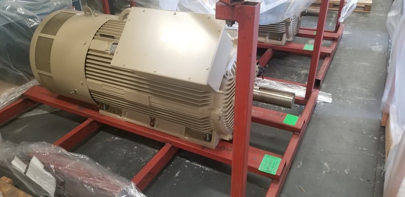 350 HP 1200 RPM General Electric, Frame 5011, TEFC, BB, new, 2300/4000 Volts (5 available) - Image 2