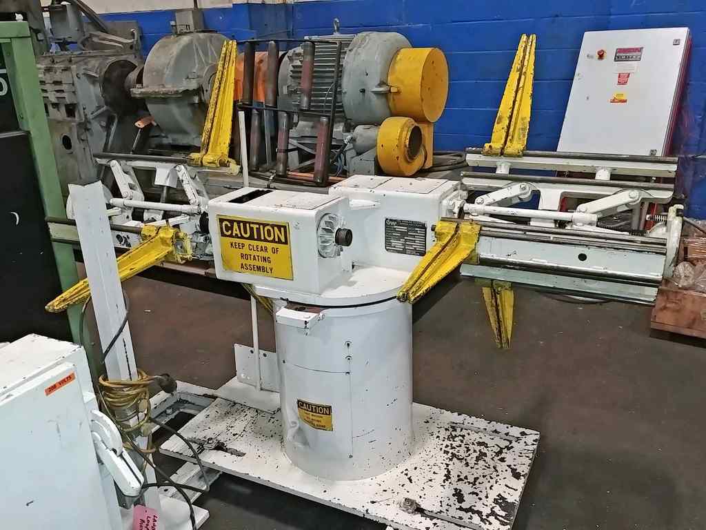 1600 lb. CWP #2RD, double end uncoiler, 18" width, 48" O.D., 11.5" - 17.5" ID, manual rotation - Image 1