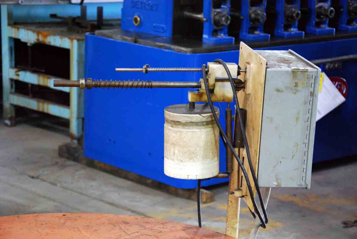 5000 lb. Intek Automation Contros pallet type horizontal uncoiler, 6" width, 52" outside dimension, #3697 - Image 3