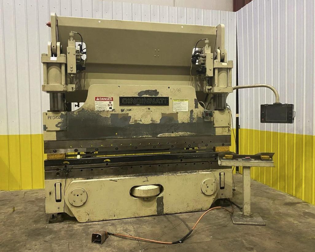 175 Ton, Cincinnati #175FMI, hydraulic CNC press brake, upgraded touchscreen controls, 10' overall, 1032" - Image 1