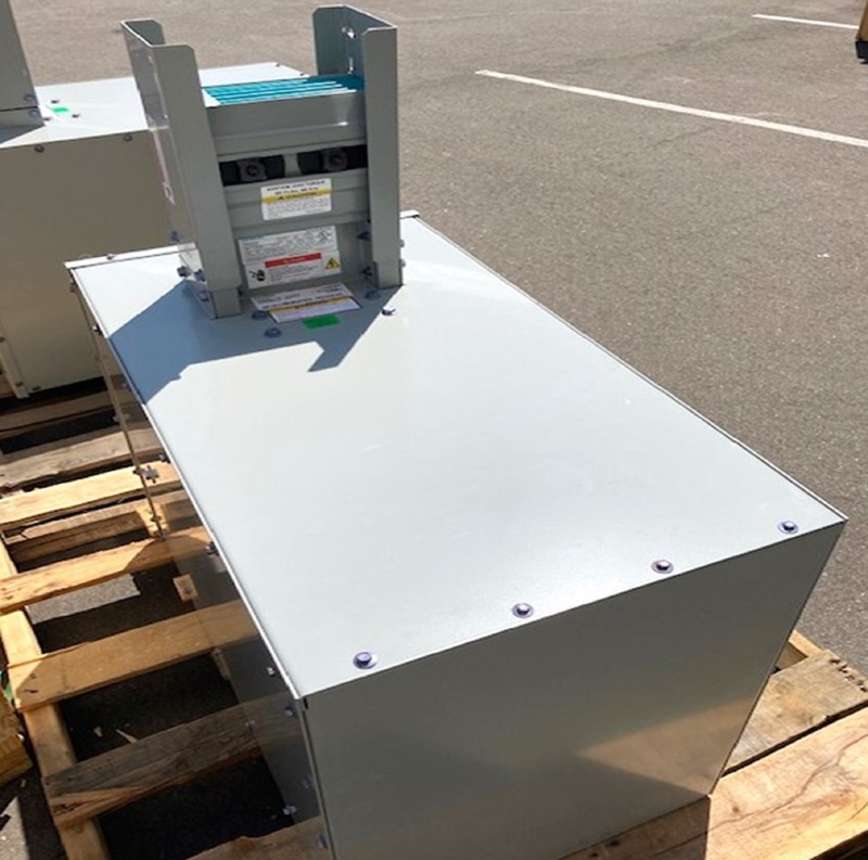 1600 Amps, Siemens, 600 VAC, 3 phase 4 w, IP40 new busway - Image 2